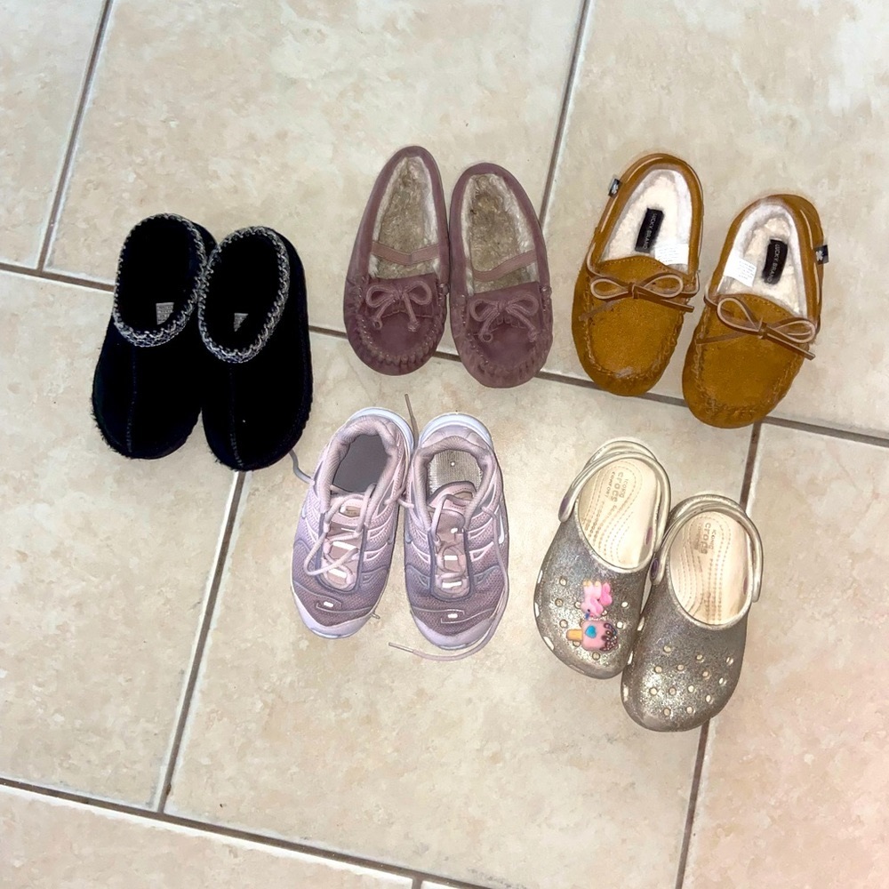 10C shoe bundle (5 pairs)